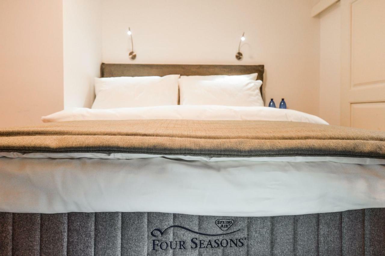 Romantic Apartment Prague Near Charles Bridge Экстерьер фото